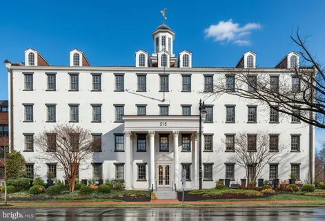 $557,000 | 515 North Washington Street, Unit 307, Alexandria, VA 22314