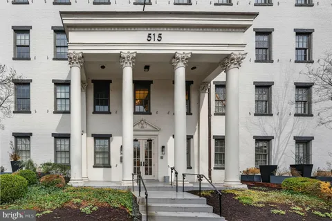 $557,000 | 515 North Washington Street, Unit 307, Alexandria, VA 22314