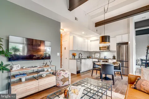 $557,000 | 515 North Washington Street, Unit 307, Alexandria, VA 22314