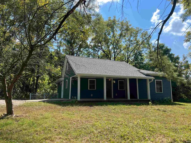 $1,650 | 328 Freeman Road, Spencer, IN 47460