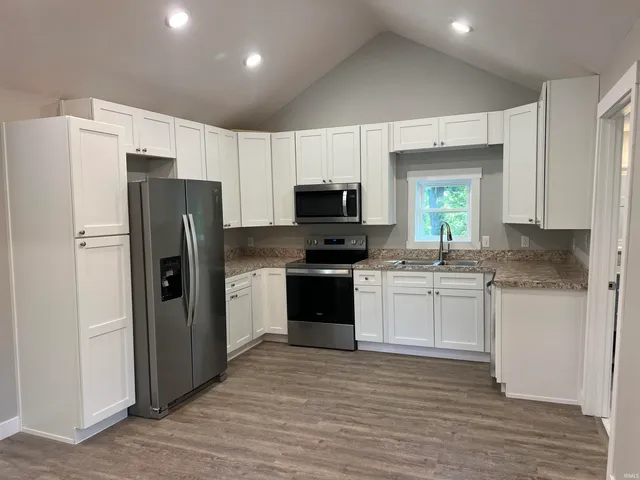 $1,650 | 328 Freeman Road, Spencer, IN 47460