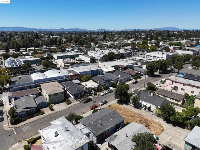 $599,995 | 4160 Masterson Street, Oakland, CA 94619