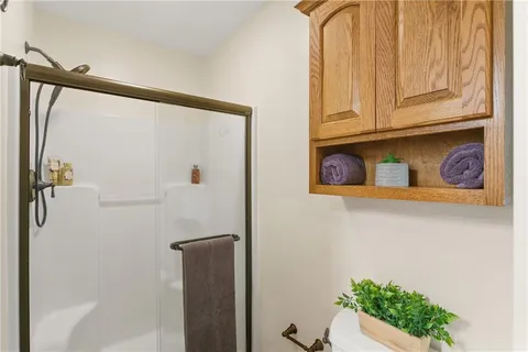 $575,000 | 130 Crestwood Drive, Evans City, PA 16033