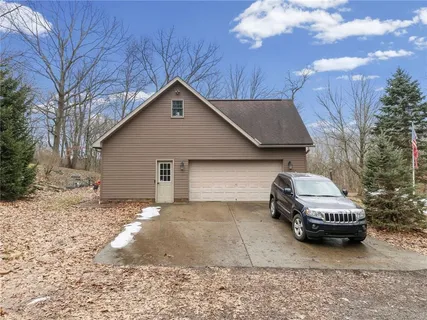 $565,000 | 130 Crestwood Drive, Evans City, PA 16033