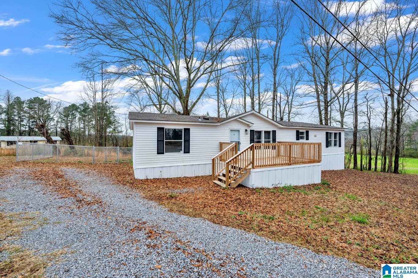 96 Huette Estes Road Jasper, AL 35504 - Photo 4 of 26