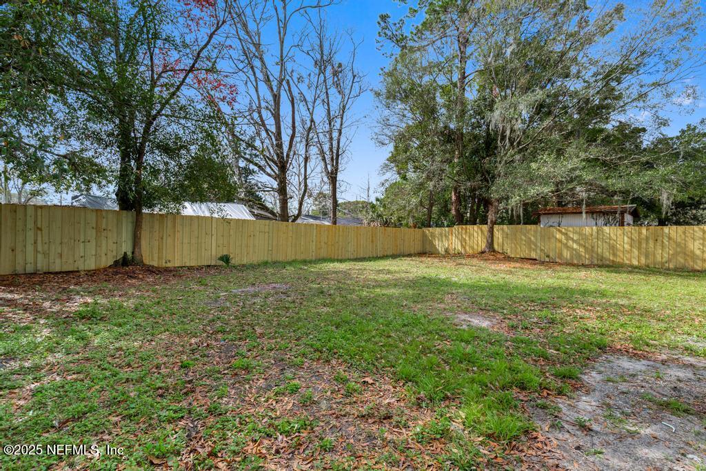 7514 Proxima Road Jacksonville, FL 32210 - Photo 25 of 30 Oversized backyard