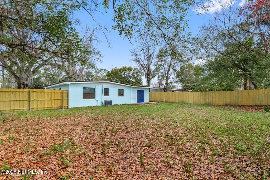 7514 Proxima Road Jacksonville, FL 32210 - Photo 29 of 30 Backyard