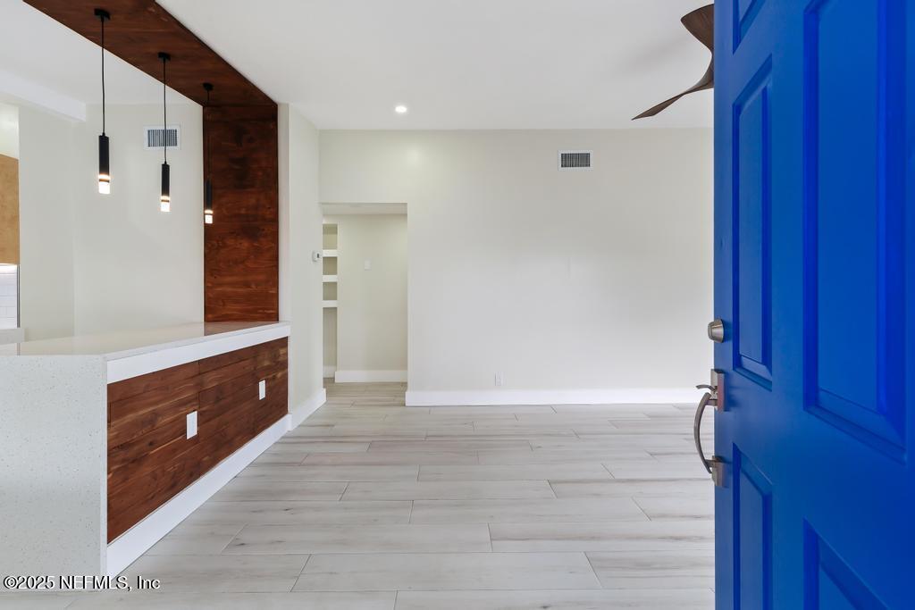 7514 Proxima Road Jacksonville, FL 32210 - Photo 4 of 30 Entry way
