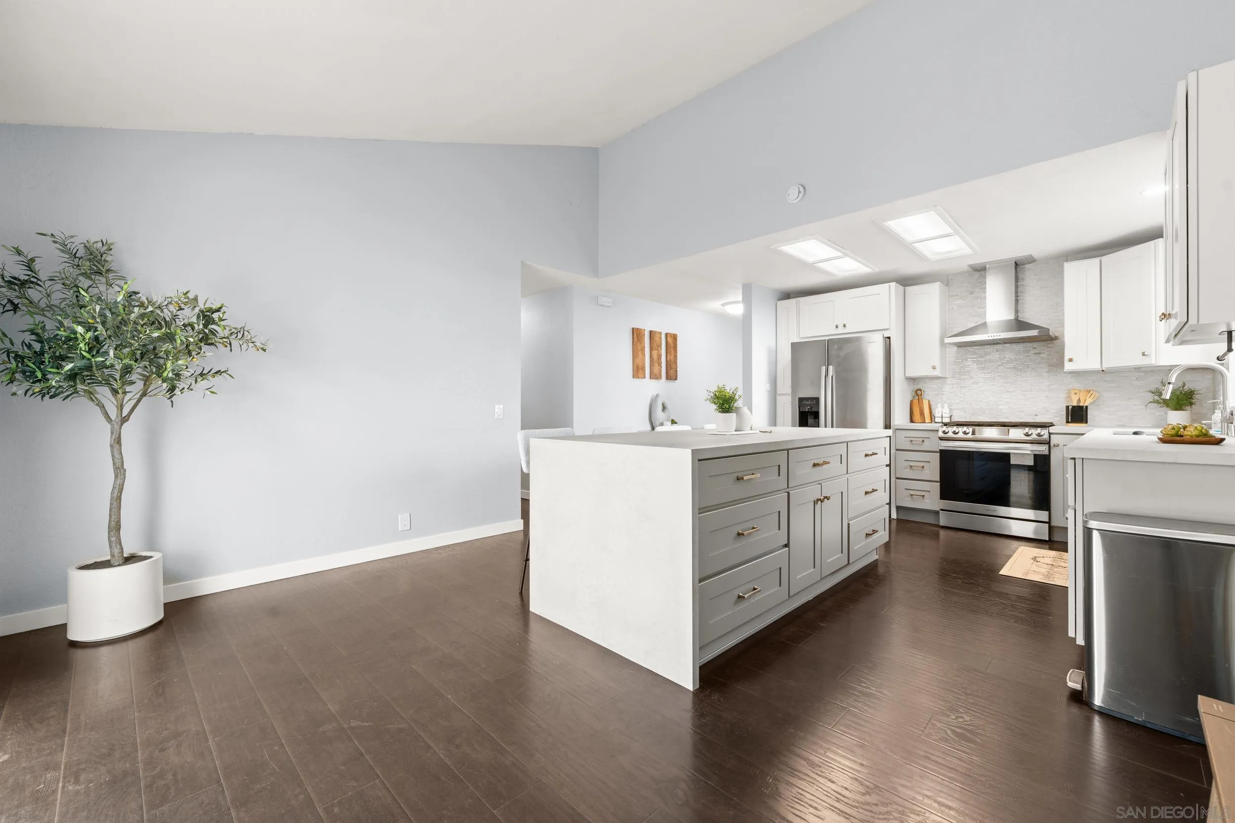 4901 Dulin Road Fallbrook, CA 92028 - Photo 11 of 25