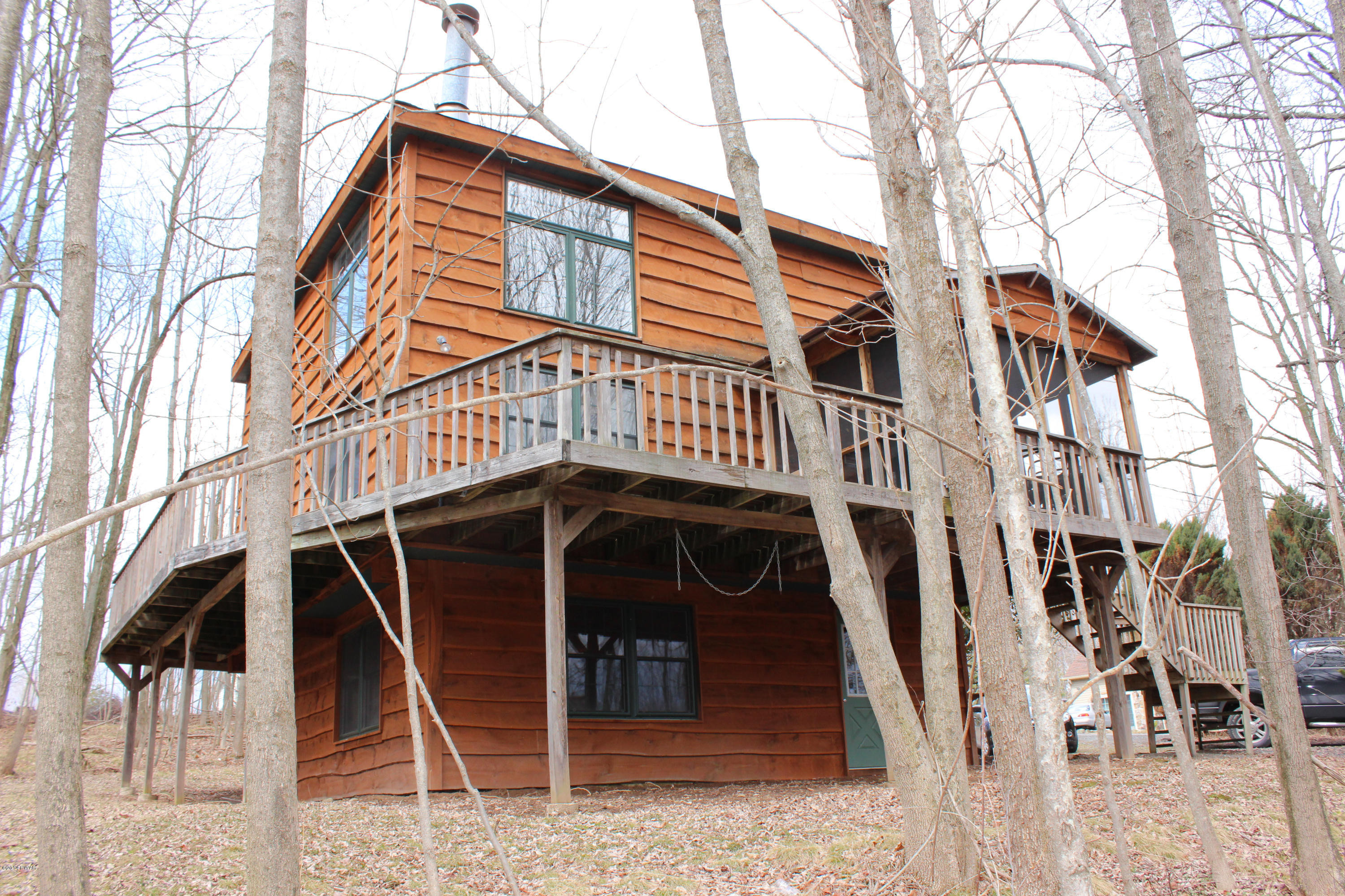 2378 Crest View Road Lake Ariel, PA 18436 - Photo 3 of 31