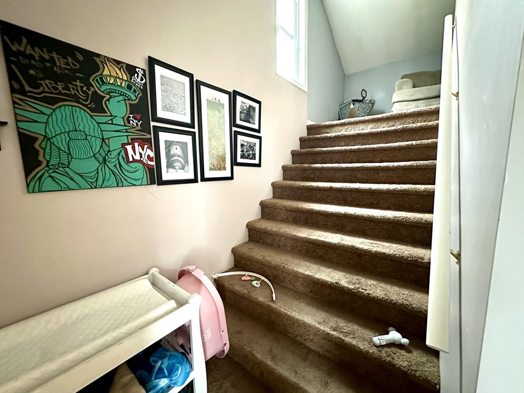 76 Everton Avenue Worcester, MA 01604 - Photo 17 of 38 a view of entryway