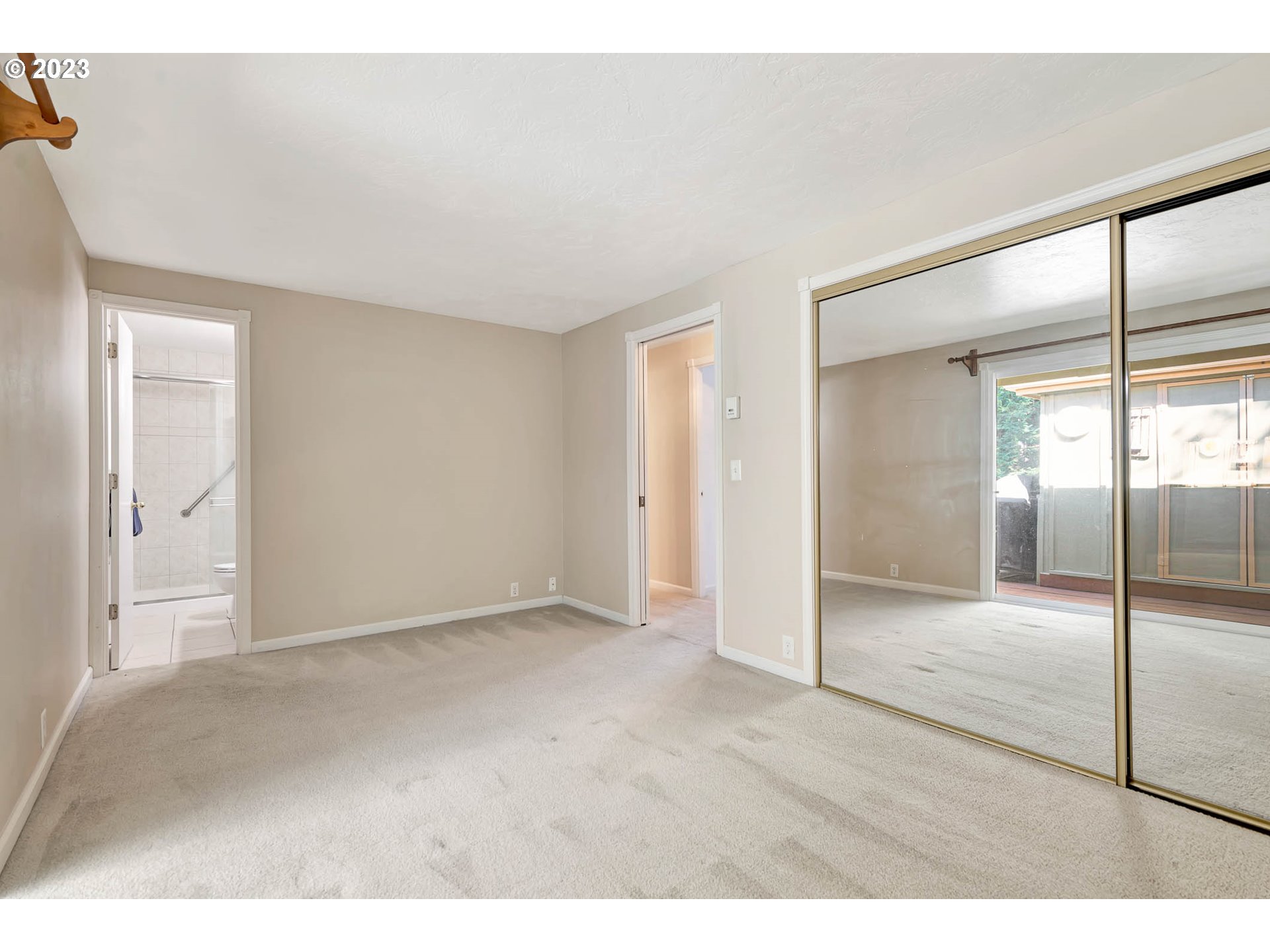 2817 Greentree Way Eugene, OR 97405 - Photo 27 of 44 a view of an empty room and window