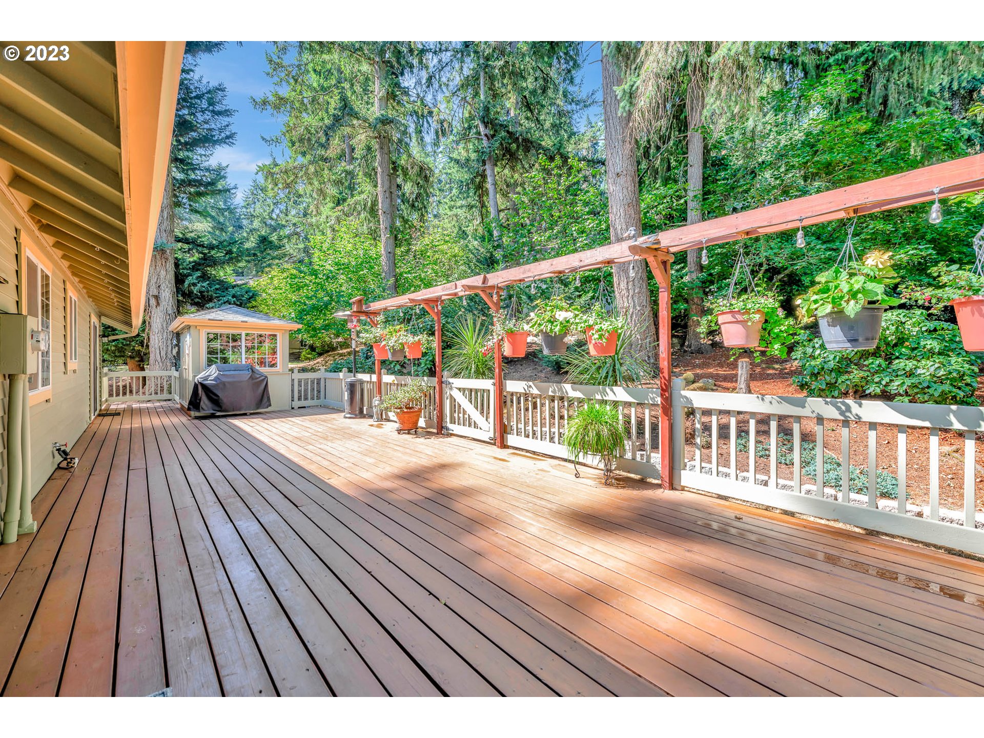 2817 Greentree Way Eugene, OR 97405 - Photo 38 of 44 a view of a balcony with wooden floor