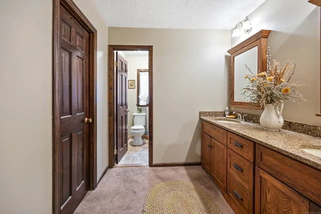 $450,000 | 117 Stonefence Road, Naugatuck, CT 06770