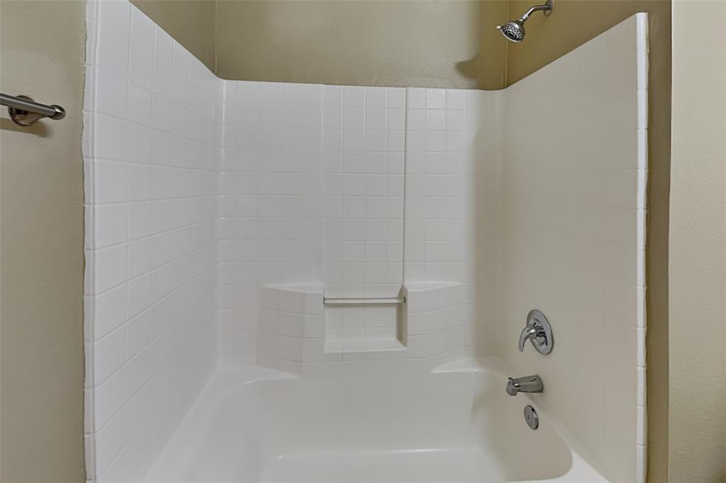10876 Hawks Landing Road Fort Worth, TX 76052 - Photo 16 of 18