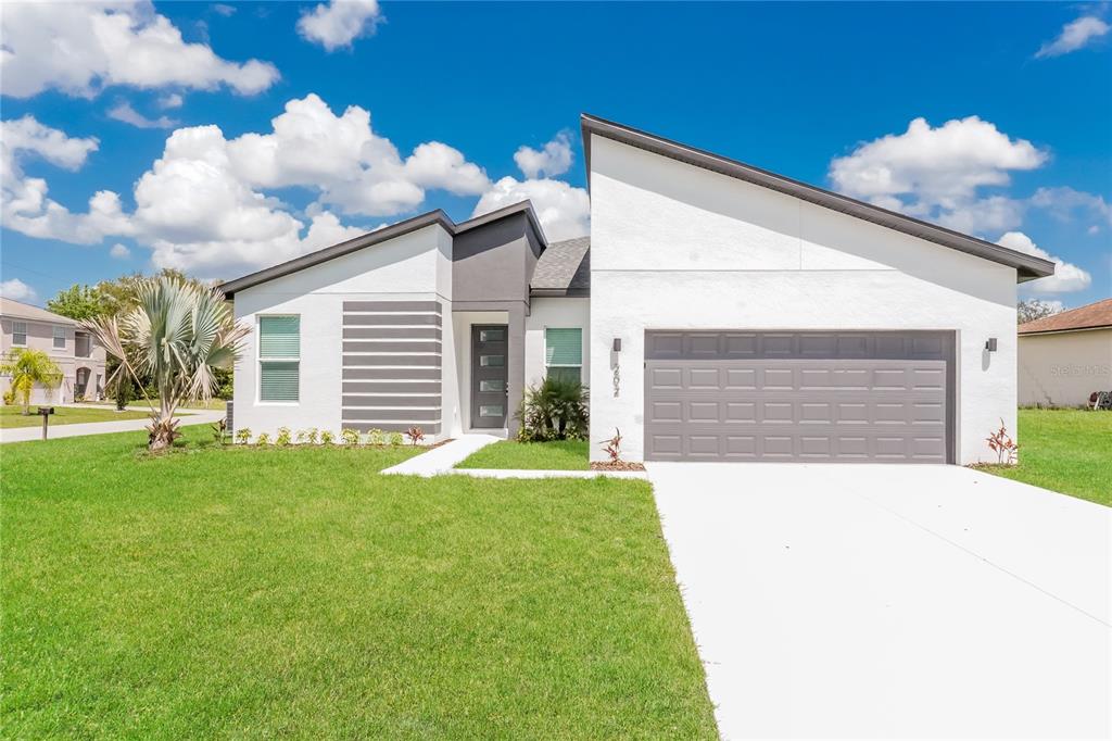 202 Snapper Way Kissimmee, FL 34759 - Photo 1 of 15