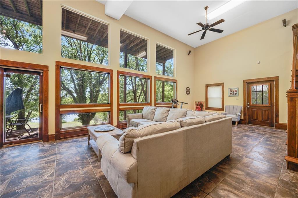 2323 South Crenshaw Road Independence, MO 64015 - Photo 43 of 58