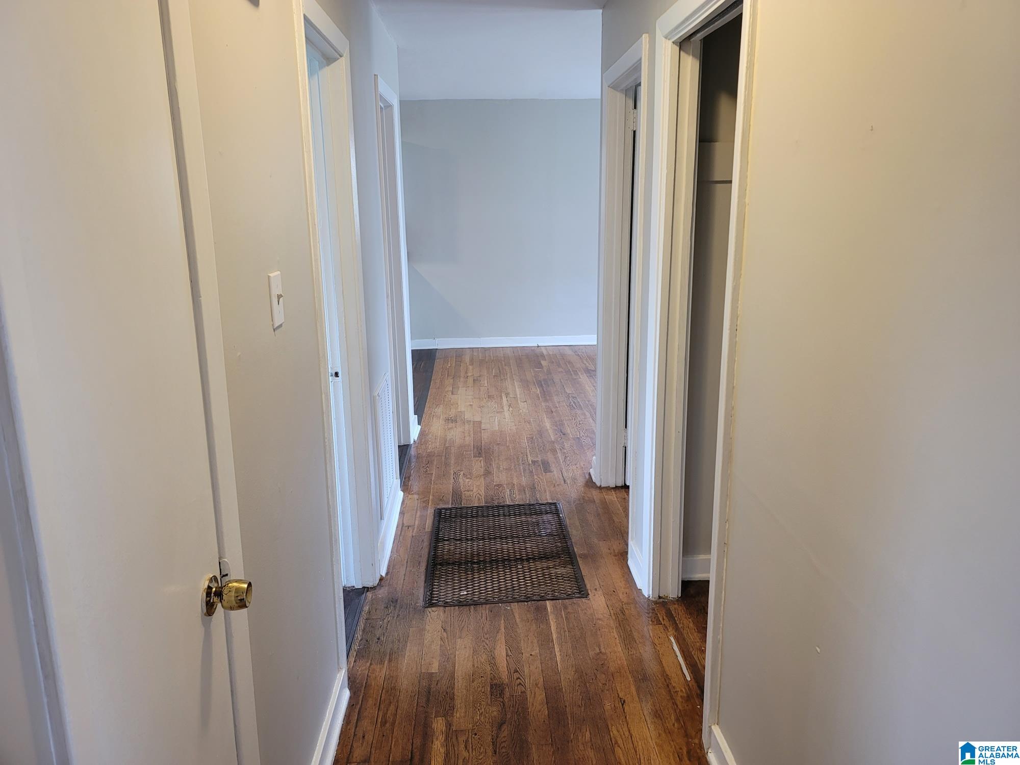 3613 Maple Avenue Southwest Birmingham, AL 35221 - Photo 5 of 11