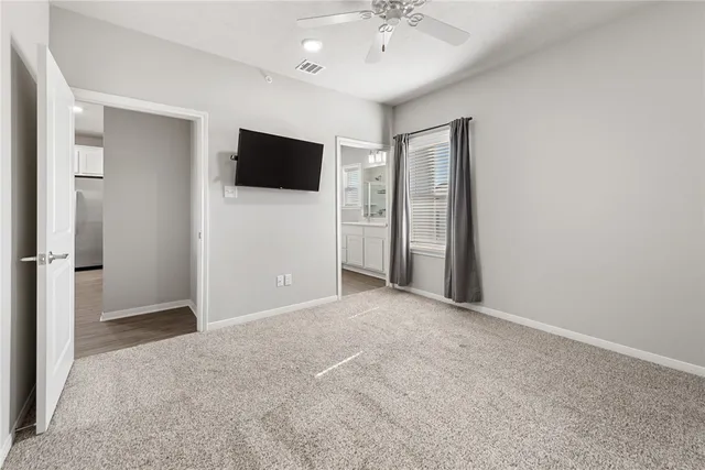 a view of a livingroom with an empty space