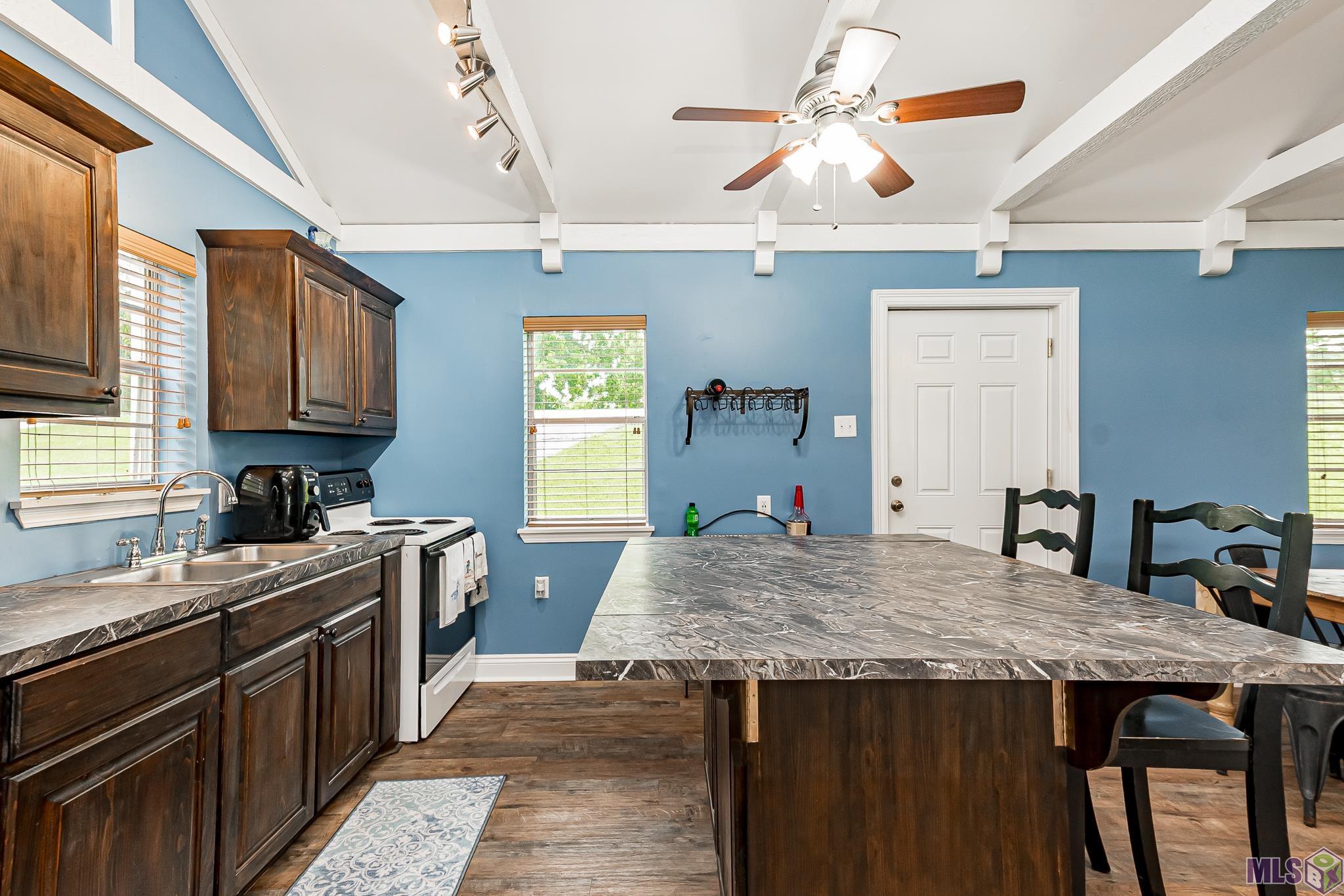 10467 Island Road Ventress, LA 70783 - Photo 17 of 24