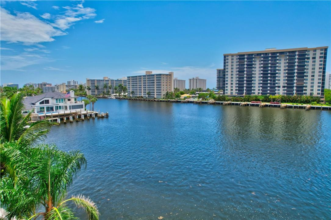 7336 Northeast 8th Drive Boca Raton, FL 33487 - Photo 17 of 29 Photo 17