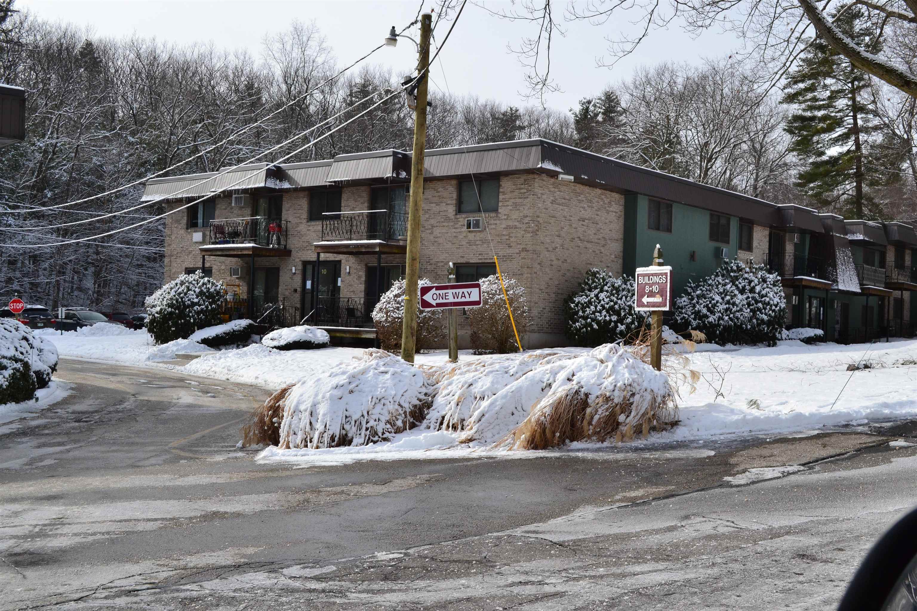 10 Strawberry Bank Road, Unit 2 Nashua, NH 03062 - Photo 1 of 11