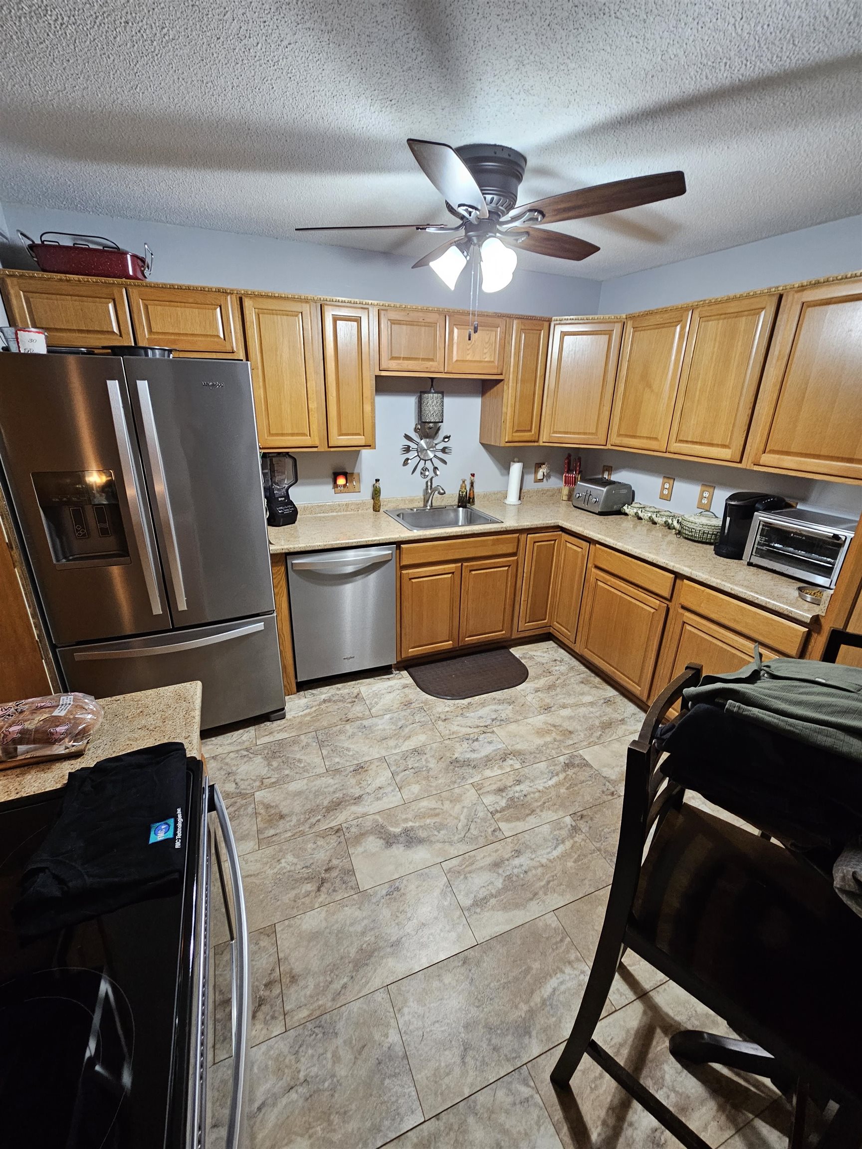 10 Strawberry Bank Road, Unit 2 Nashua, NH 03062 - Photo 6 of 11