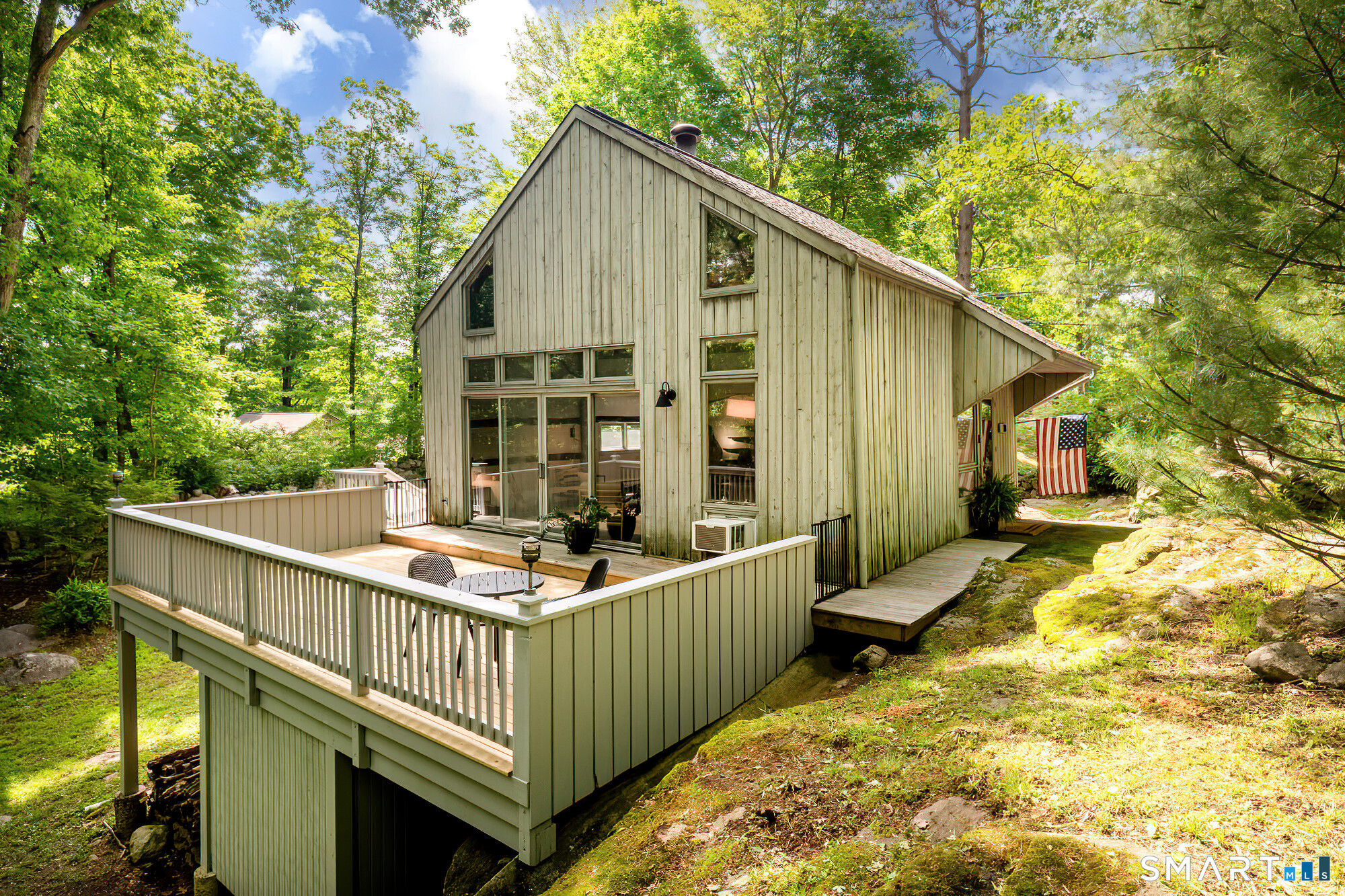 18 Indian Hill Road Wilton, CT 06897 - Photo 27 of 33