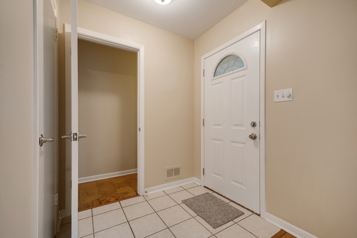 46 Avon Road Elk Grove Village, IL 60007 - Photo 24 of 24