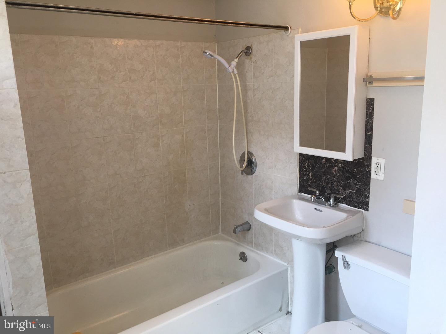 30-32 Hampden Road Upper Darby, PA 19082 - Photo 13 of 15
