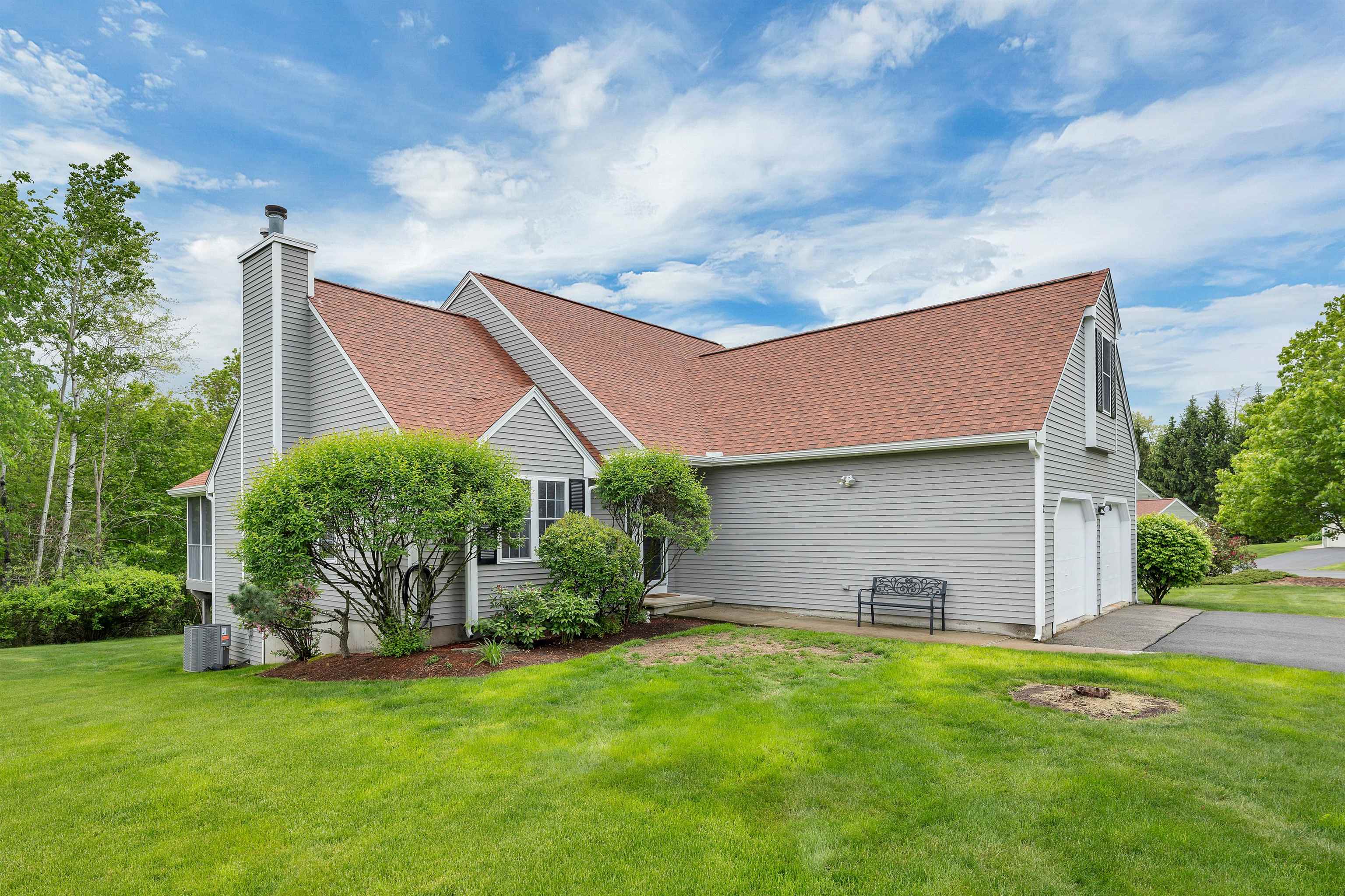 2 Thresher Road, Unit U128 Nashua, NH 03063 - Photo 1 of 37 Gallery Image 1