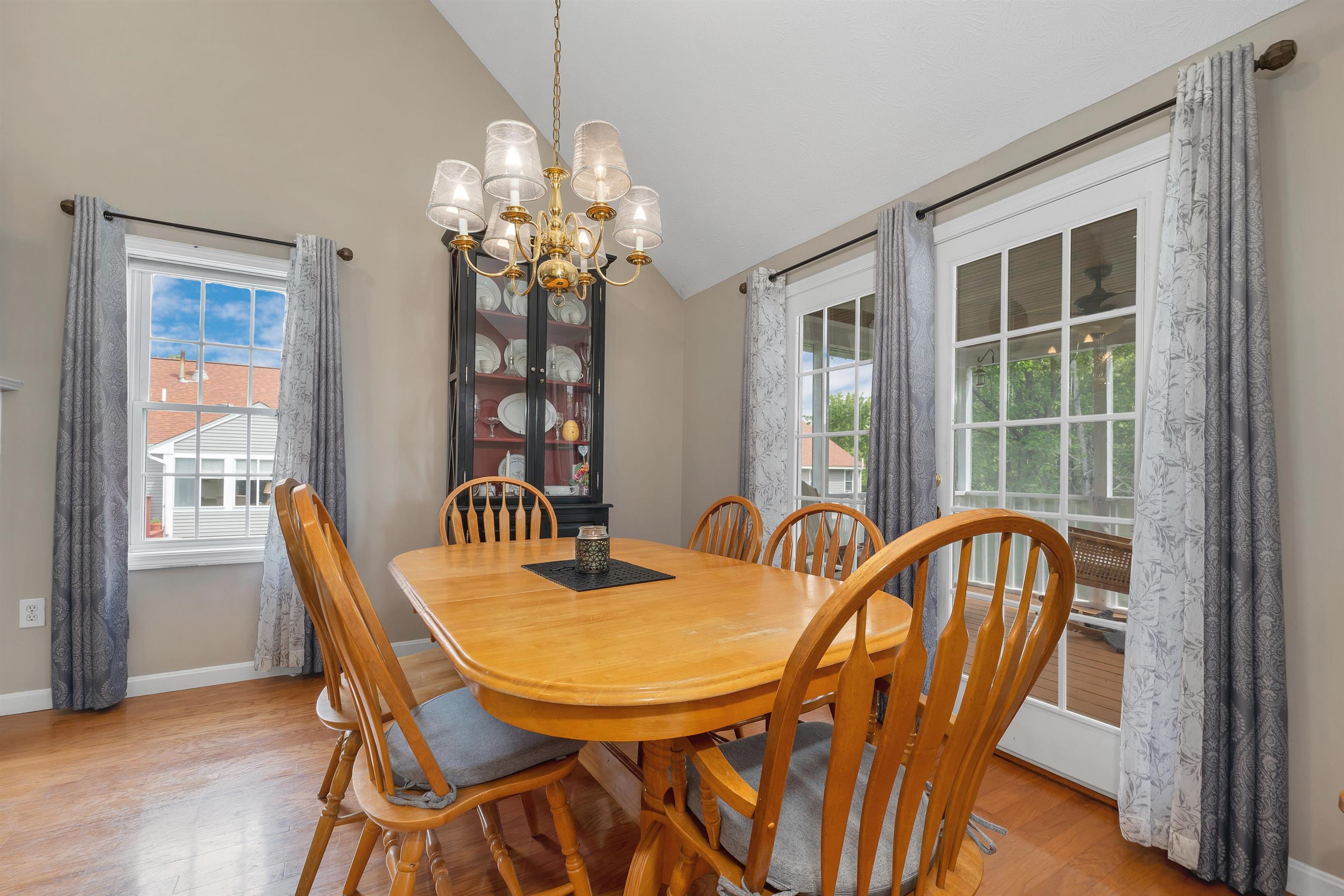2 Thresher Road, Unit U128 Nashua, NH 03063 - Photo 17 of 37 Gallery Image 17