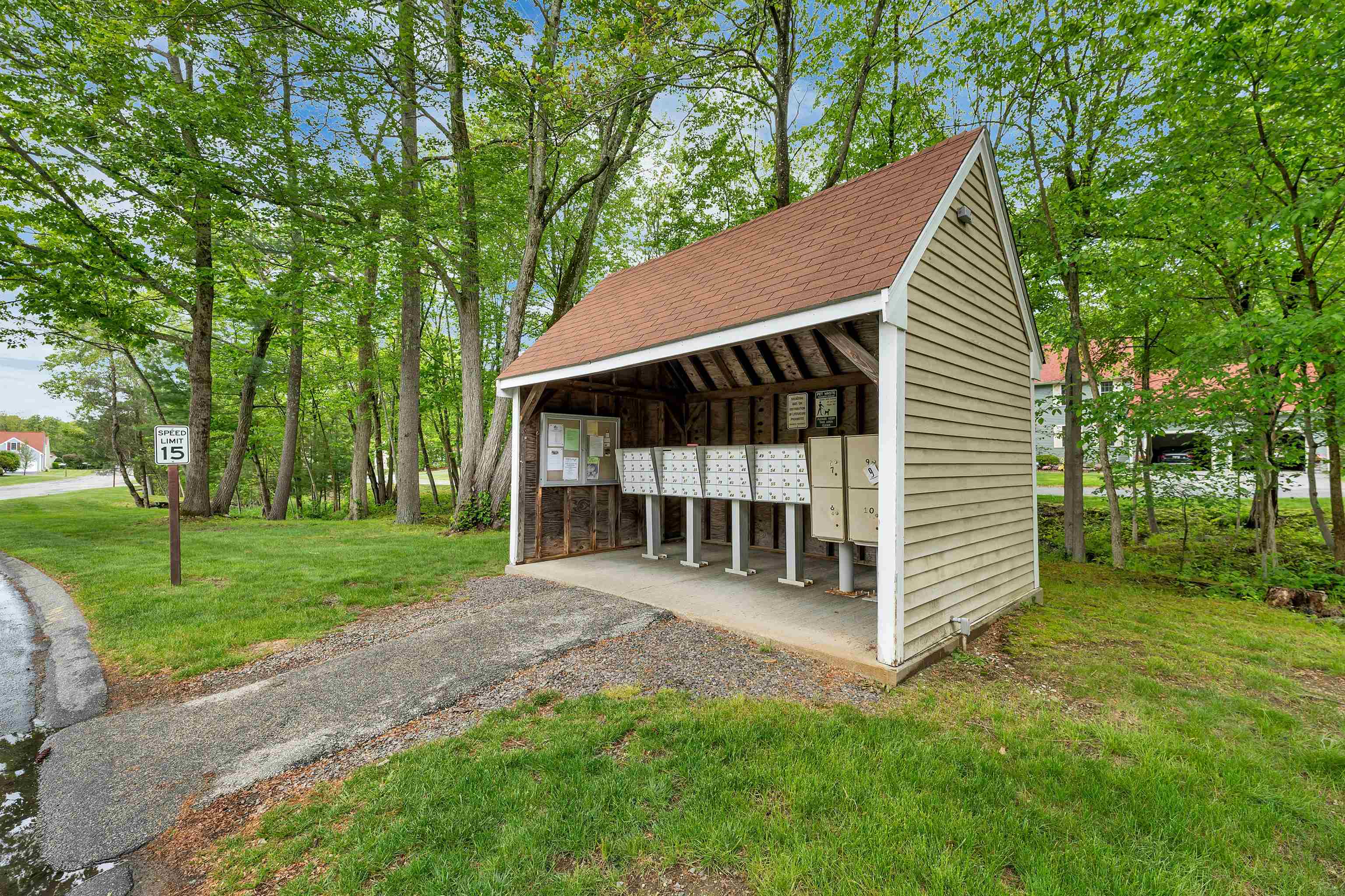 2 Thresher Road, Unit U128 Nashua, NH 03063 - Photo 6 of 37 Gallery Image 6