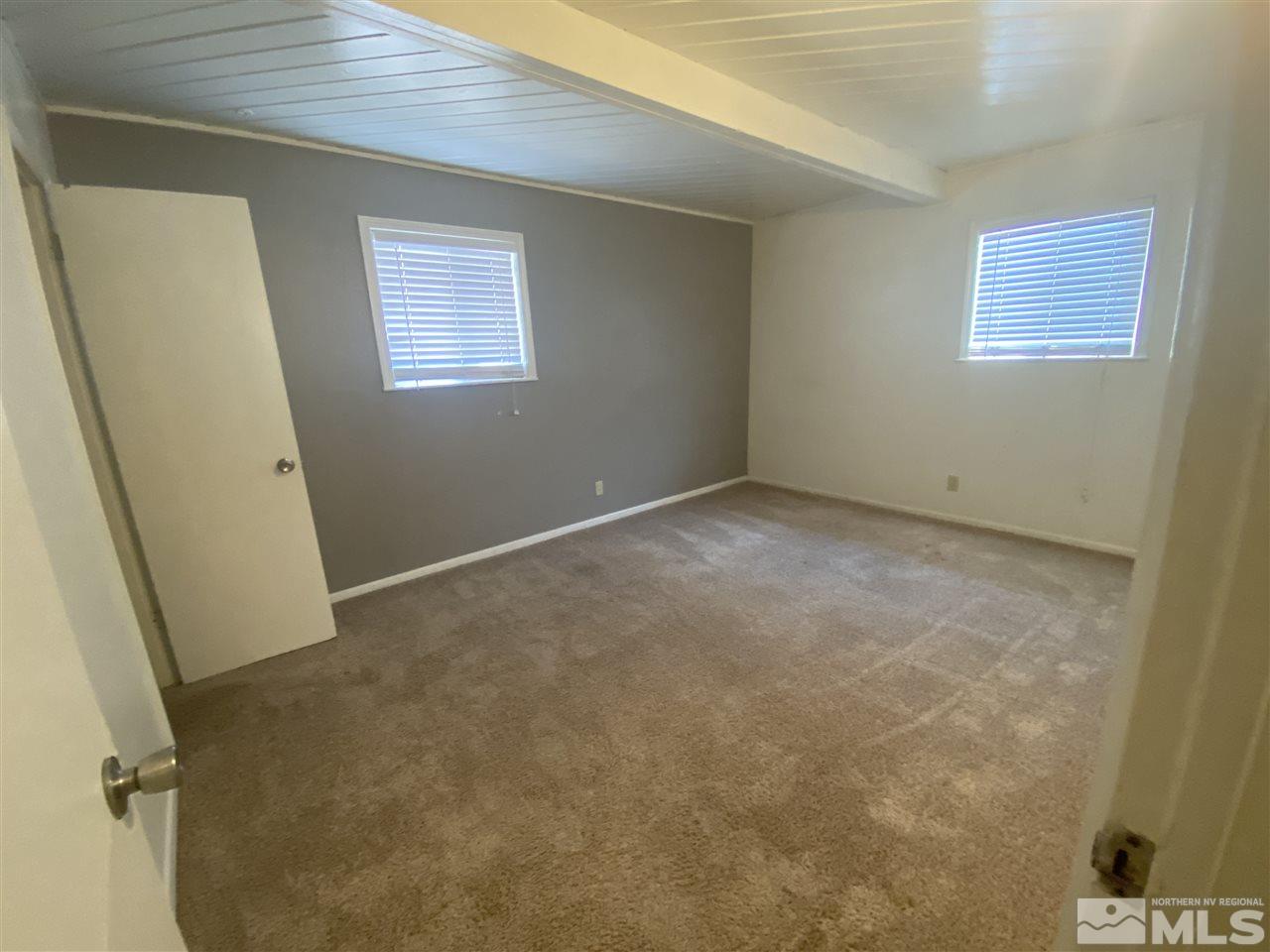 1790 Castle Way Reno, NV 89512 - Photo 8 of 17 an empty room with windows