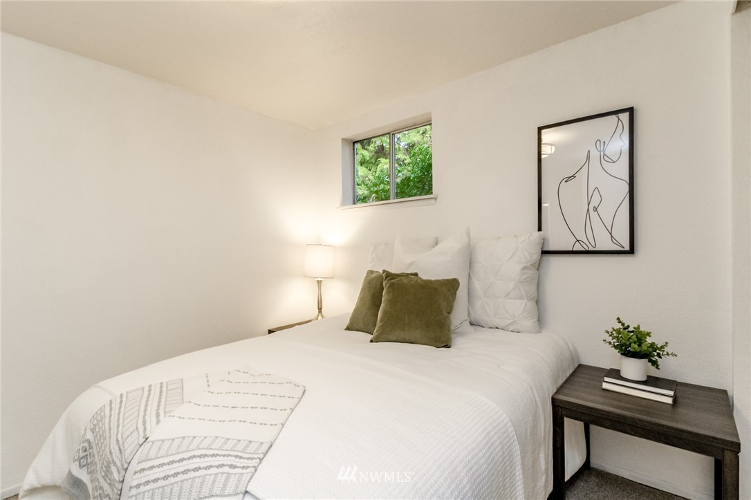 14724 169th Avenue Southeast Renton, WA 98059 - Photo 14 of 40 Gallery Image 14