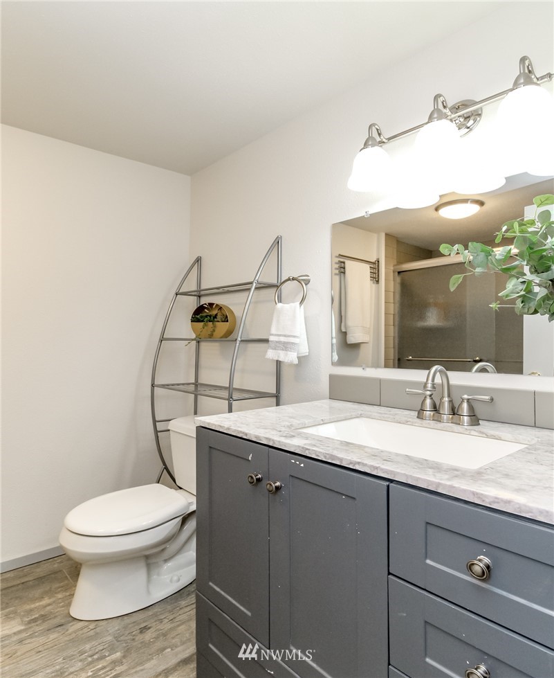 14724 169th Avenue Southeast Renton, WA 98059 - Photo 15 of 40 Gallery Image 15