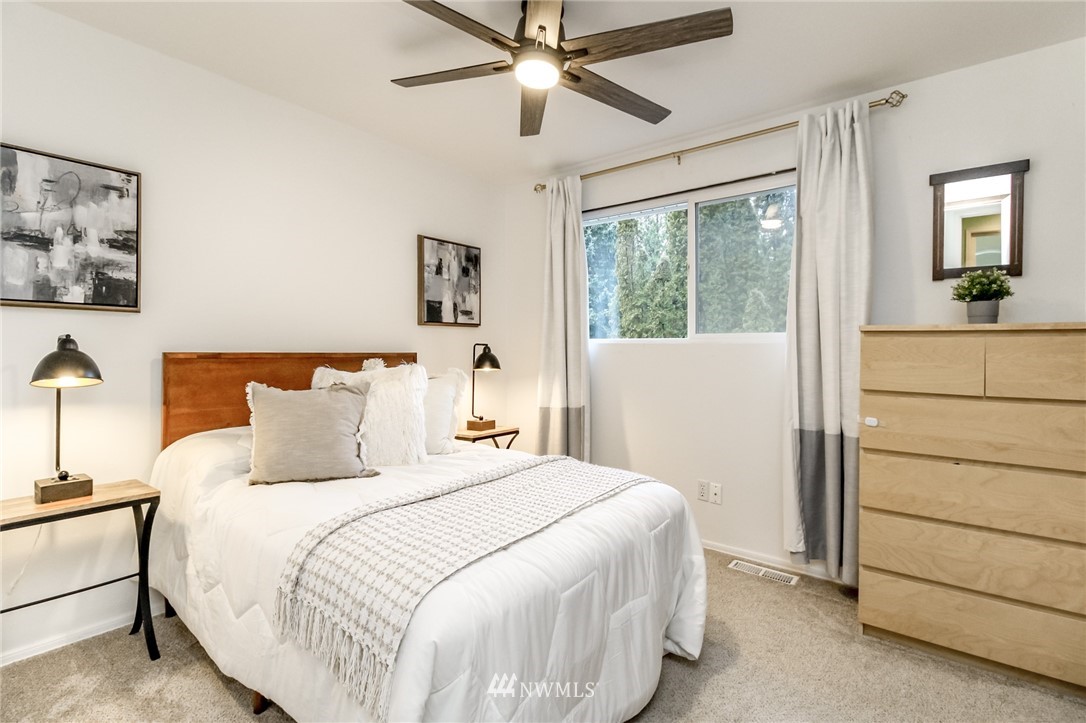 14724 169th Avenue Southeast Renton, WA 98059 - Photo 26 of 40 Gallery Image 26