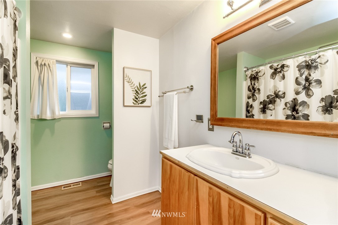 14724 169th Avenue Southeast Renton, WA 98059 - Photo 29 of 40 Gallery Image 29