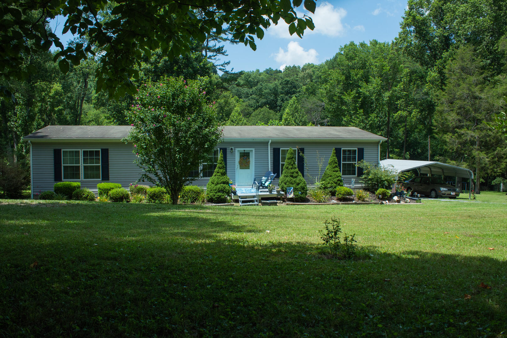 1700 Paperville Road Bristol, TN 37620 - Photo 1 of 31 07.26.22_Shaffer-14