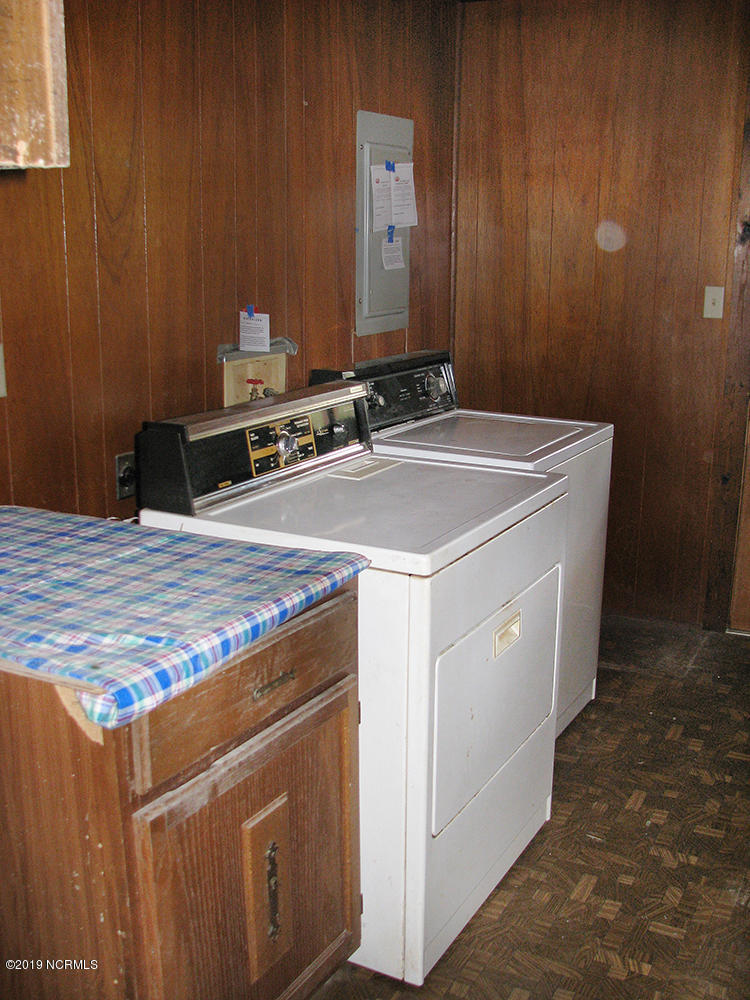 2034 Big Neck Road Northwest Ash, NC 28420 - Photo 14 of 34 big laundry rm