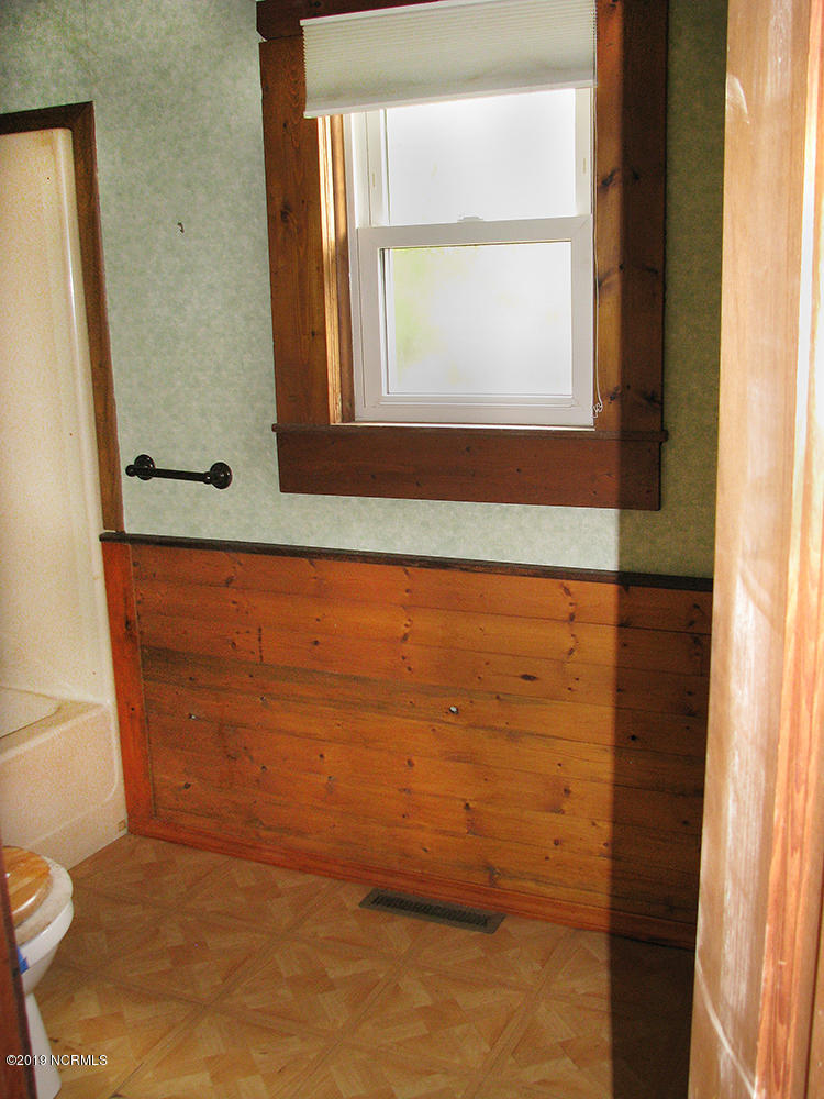 2034 Big Neck Road Northwest Ash, NC 28420 - Photo 16 of 34 big master bath