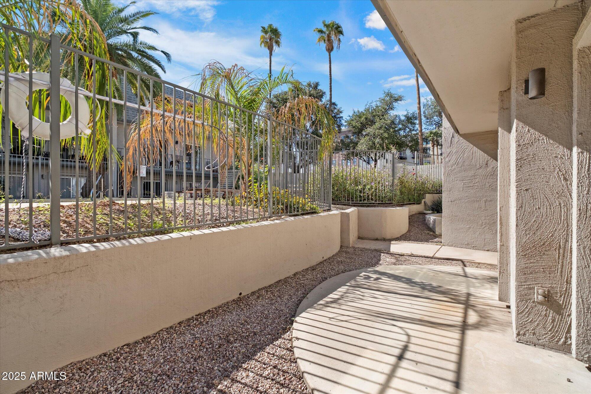 1014 East Osborn Road, Unit A Phoenix, AZ 85014 - Photo 18 of 25 a view of a outdoor space