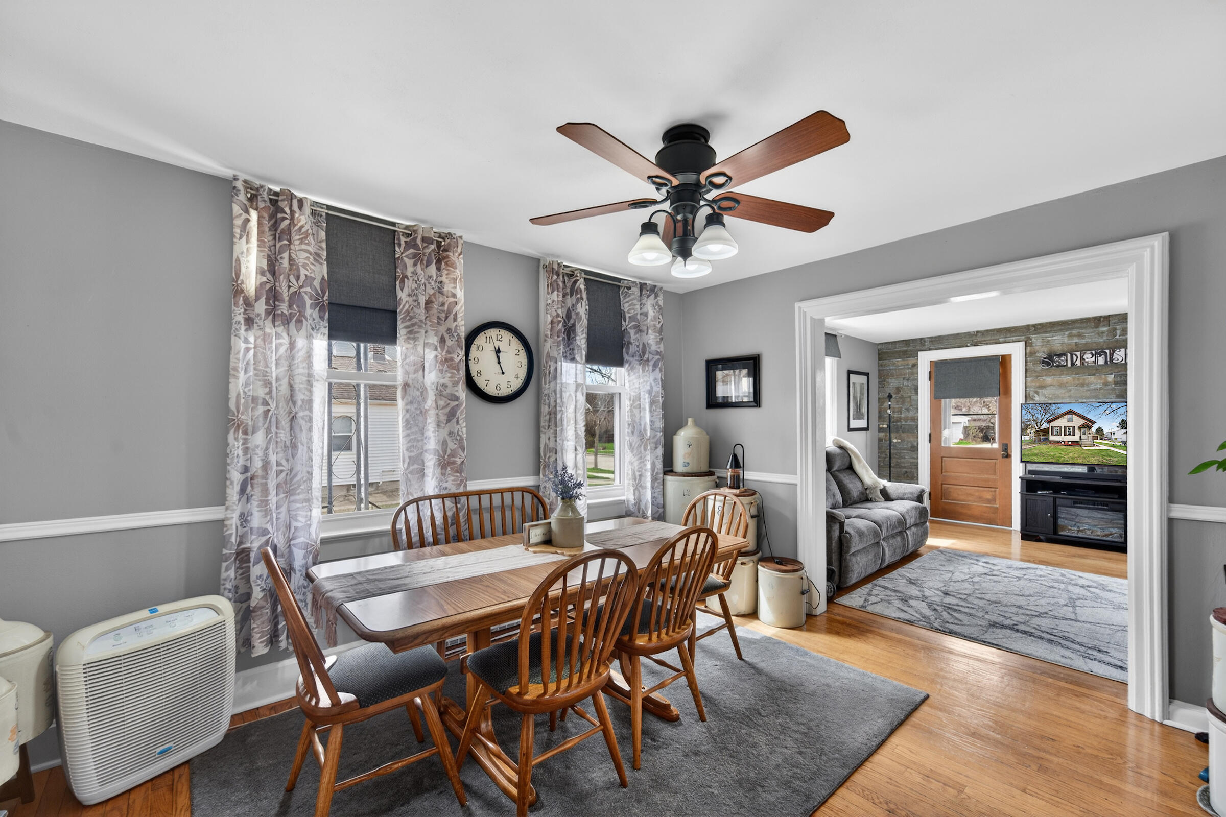 1739 Chatham Street Racine, WI 53402 - Photo 7 of 26 Dining Room