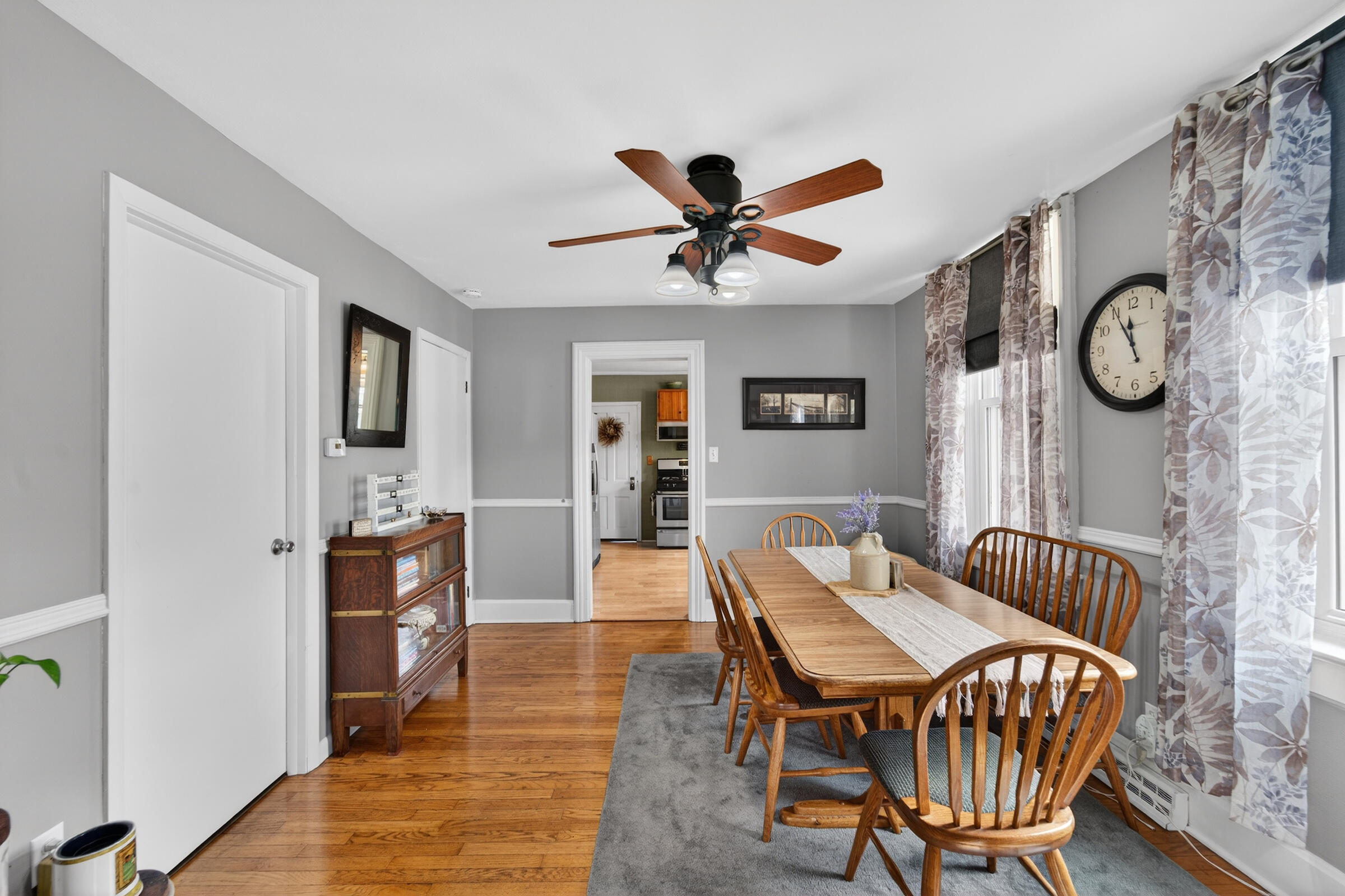 1739 Chatham Street Racine, WI 53402 - Photo 8 of 26 Dining Room