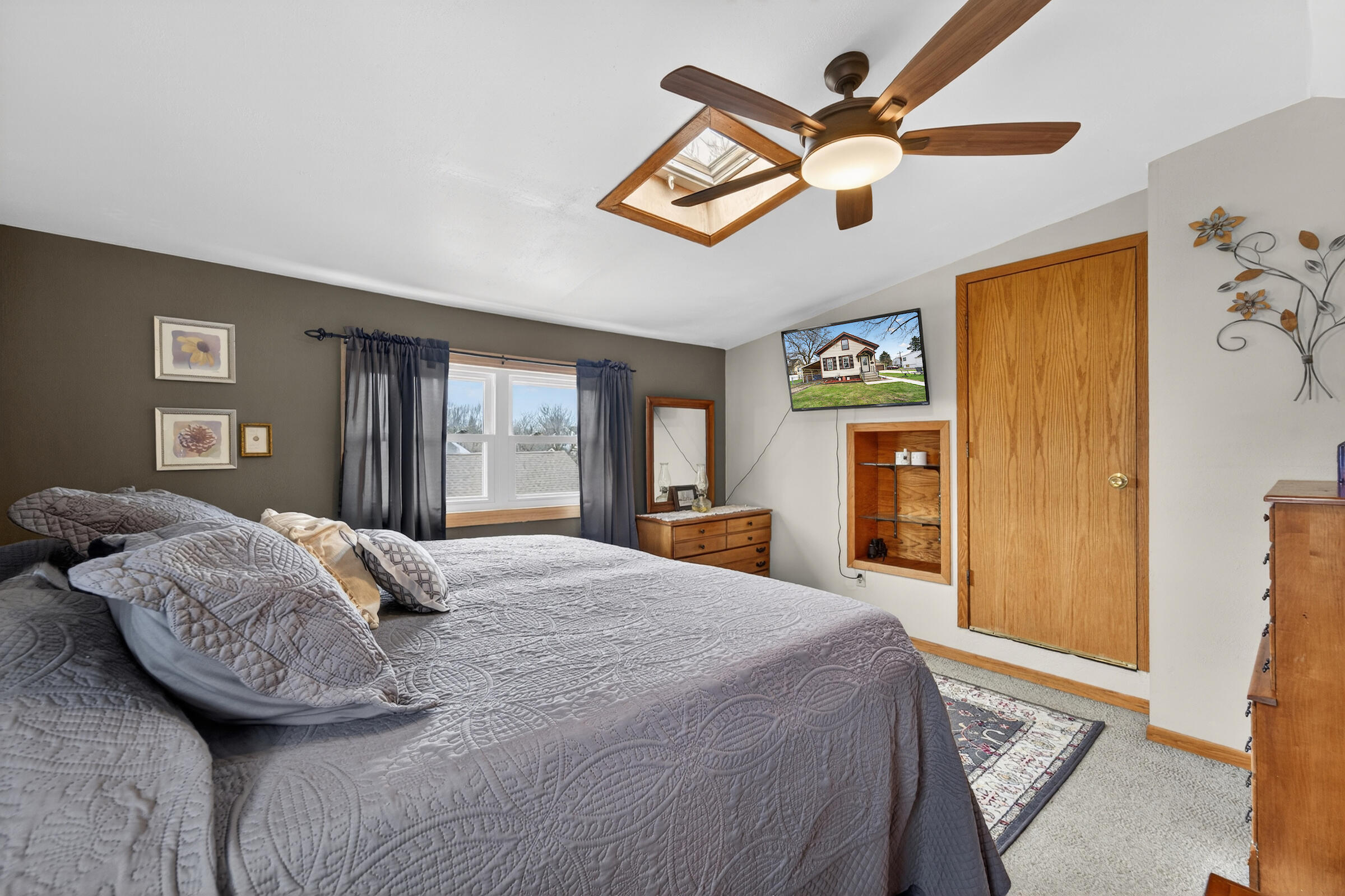 1739 Chatham Street Racine, WI 53402 - Photo 10 of 26 Main Bedroom