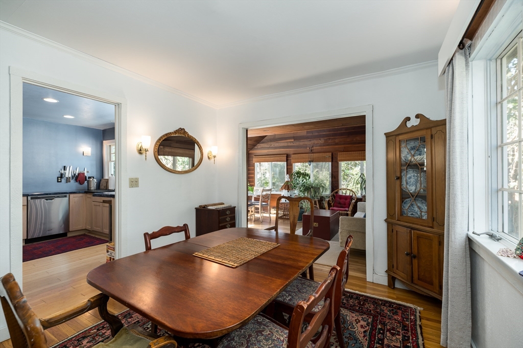 5 Victoria Road Manchester, MA 01944 - Photo 4 of 13