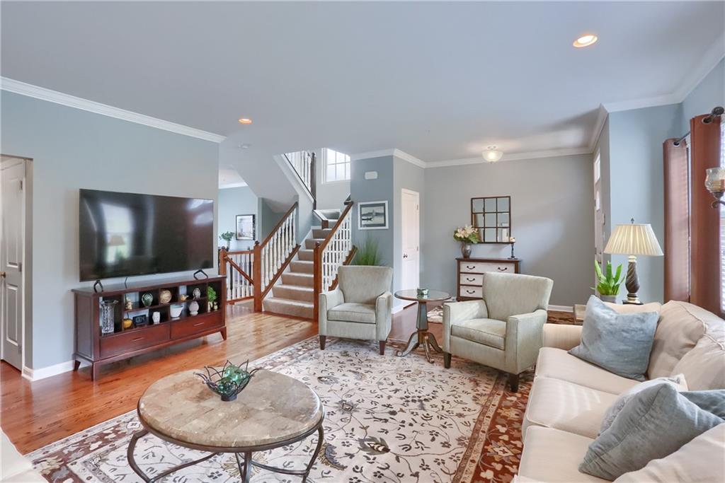 127 Shenot Road Wexford, PA 15090 - Photo 12 of 49 Living room
