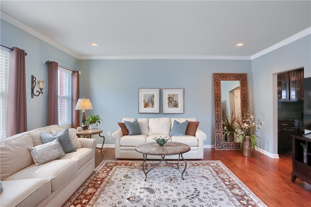 127 Shenot Road Wexford, PA 15090 - Photo 9 of 49 Living room