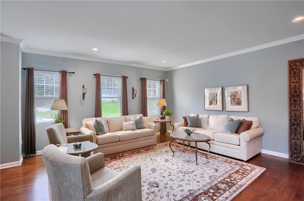 127 Shenot Road Wexford, PA 15090 - Photo 10 of 49 Living room