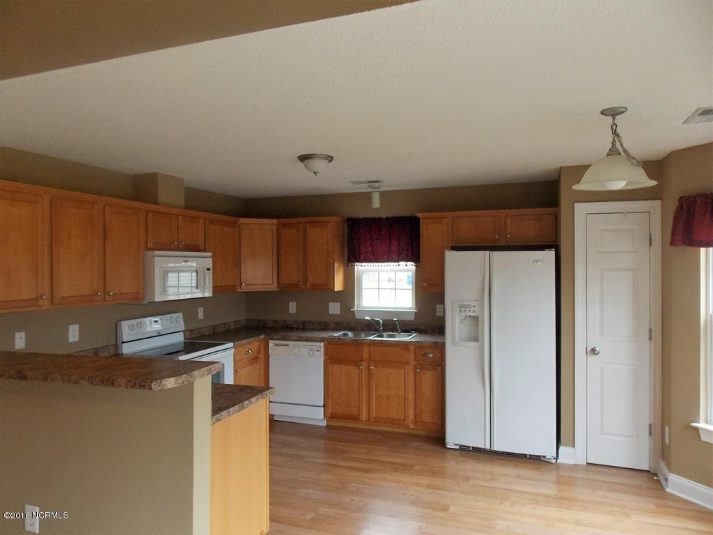 3121 Ruth Court Greenville, NC 27834 - Photo 6 of 14 006 Kitchen View 1